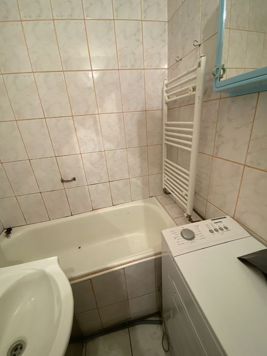 Inchiriez garsoniera zona Imparatul Traian