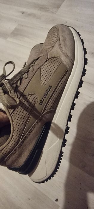 Новые кросовки strobs