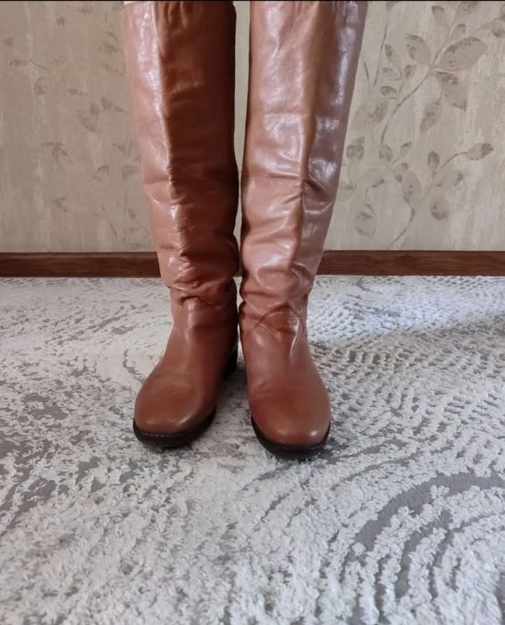 Сапоги женские...