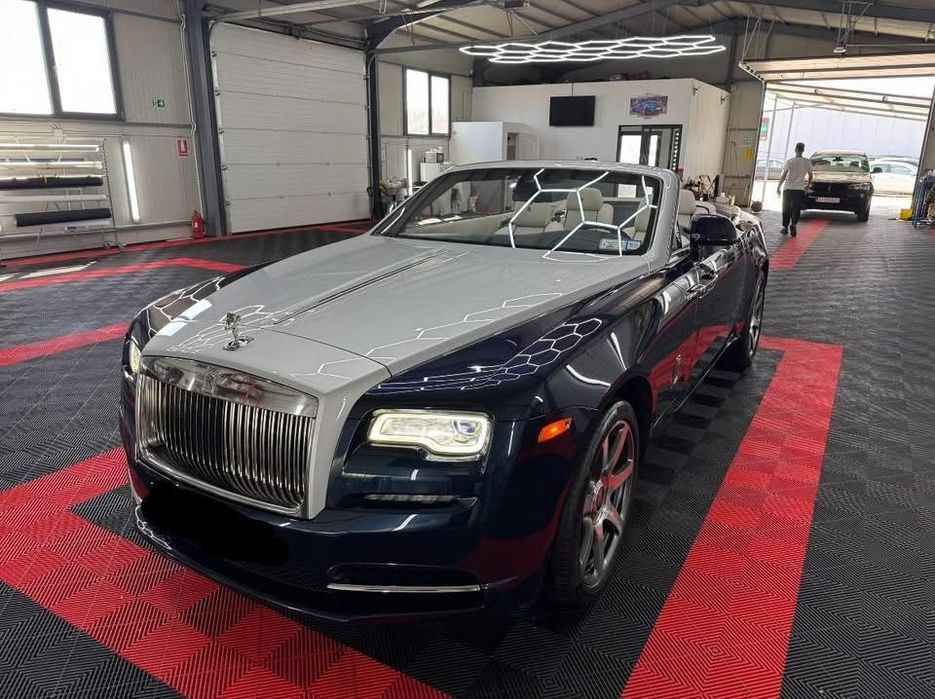 Rolls-Royce Dawn