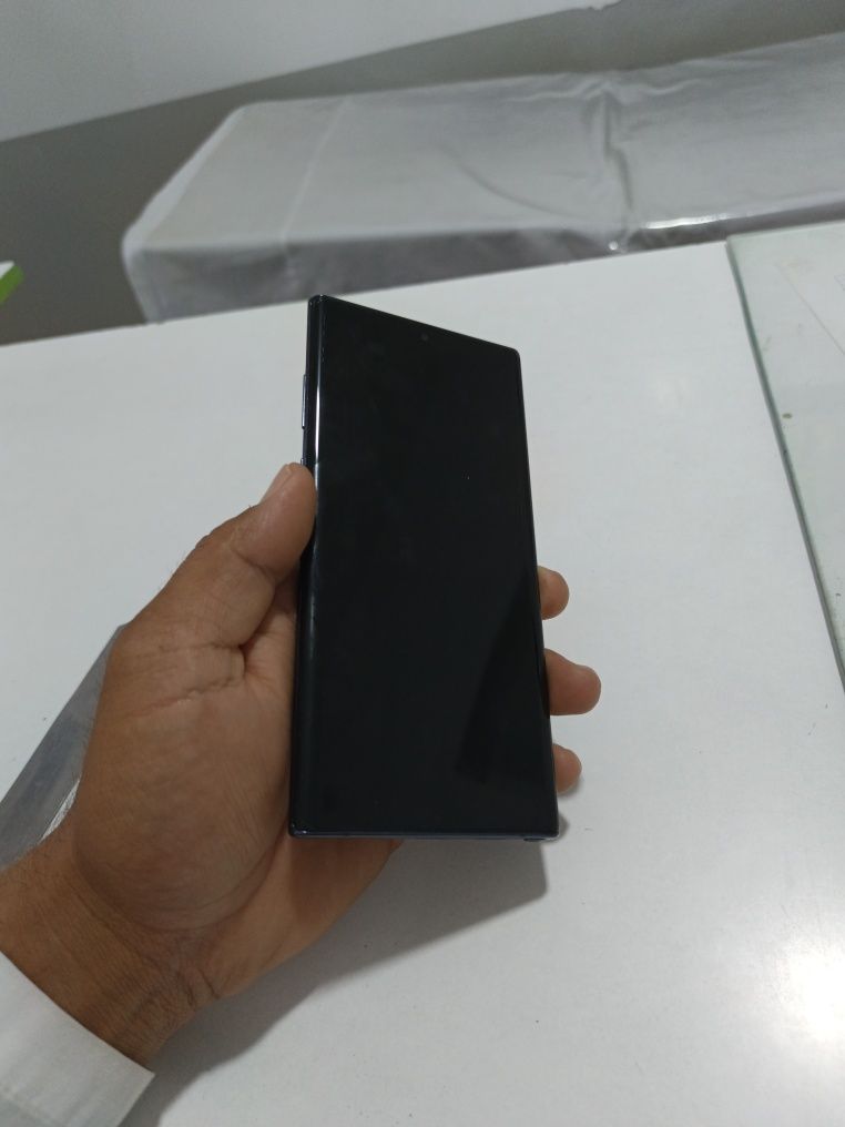 Samsung not 10 plus sotiladi