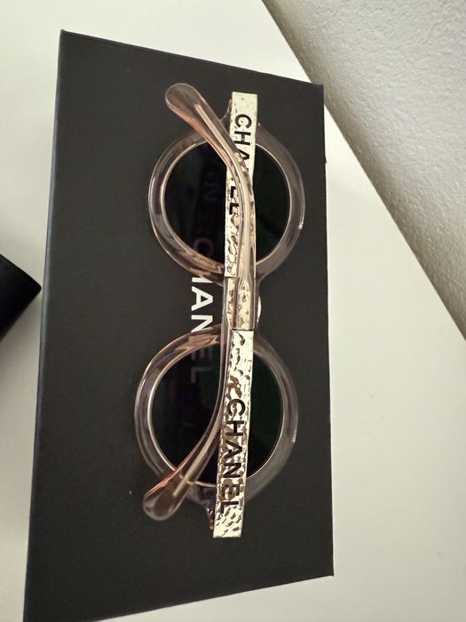 Ochelari de soare  Chanel