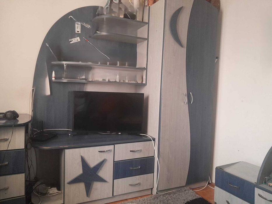 2 seturi mobilier tineret