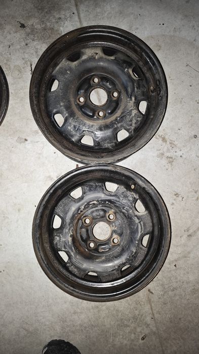 Hyundai 4x100  14 цола