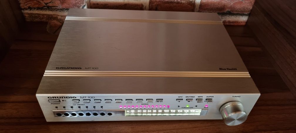 Tuner Grundig mt 100.