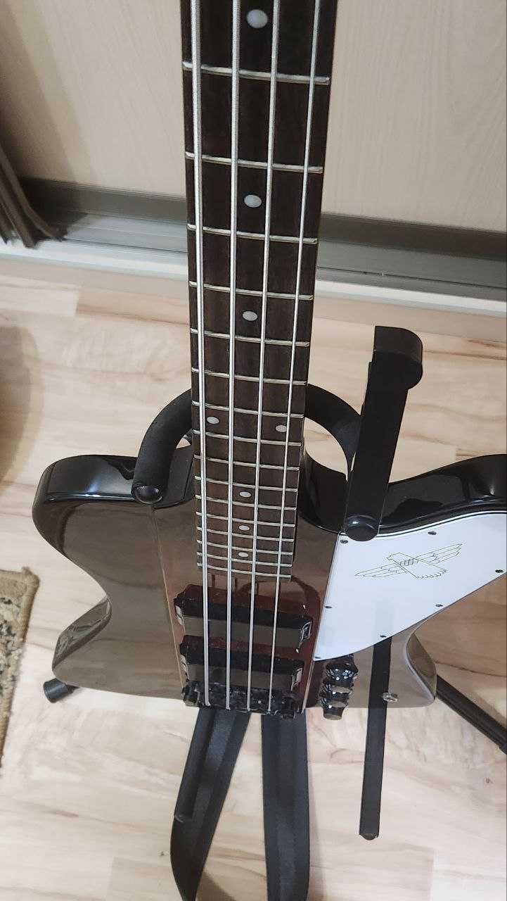 Бас гитара - Epiphone Thunderbird IV Bass Reverse Vintage Sunburst
