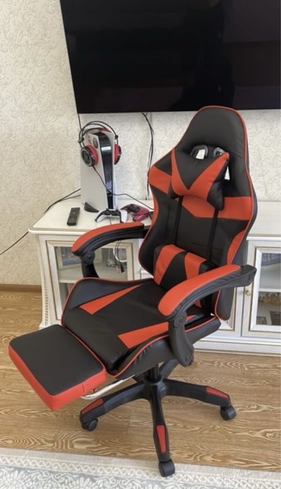 Новое Игровое кресло с подставкой