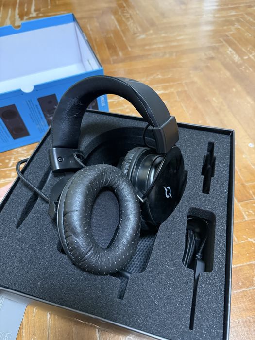 Vand casti de gaming Aqiris Sirius