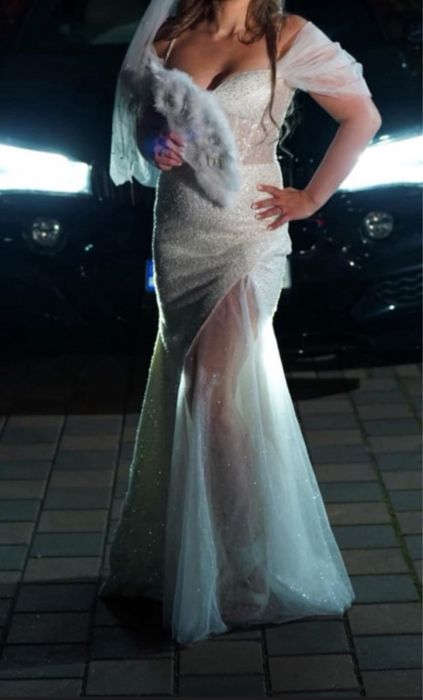 Vand rochii de mireasa