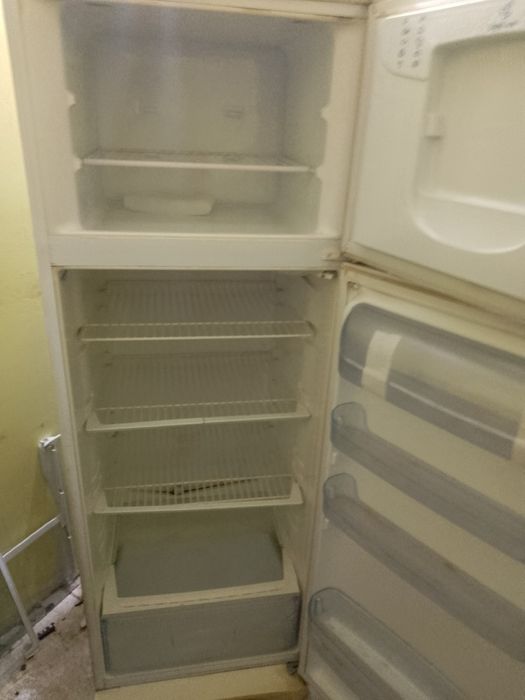 Frigider arctic 1,3m frigider 2 uși funcționale