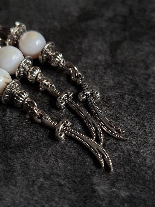 Премиальные чётки(тасбих) ручной работы из белого агата — 33 бусины