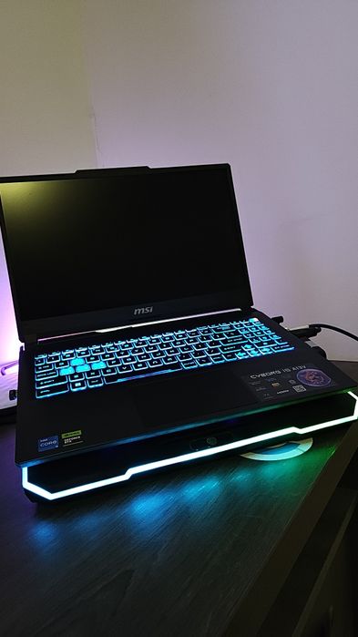 Laptop gaming MSI Cyborg 15 A13V