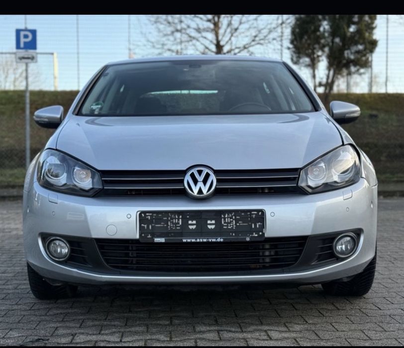 Inchiriez Volkswagen Golf 6