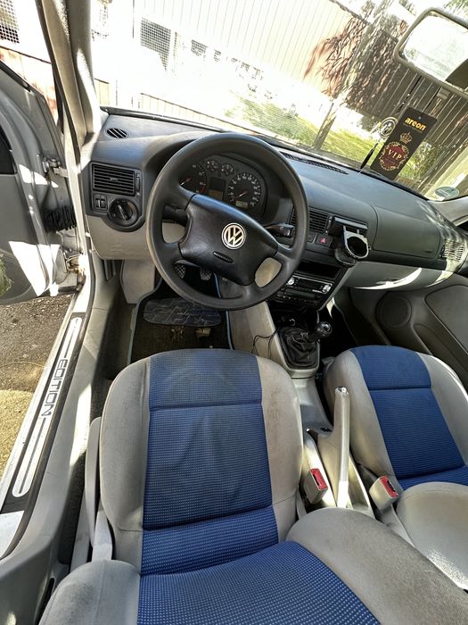 Volkswagen Golf 4
