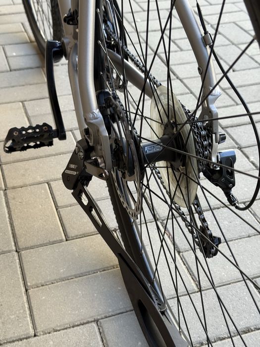 Bicicleta UNIVEGA TERRENO 300, cadru aluminiu