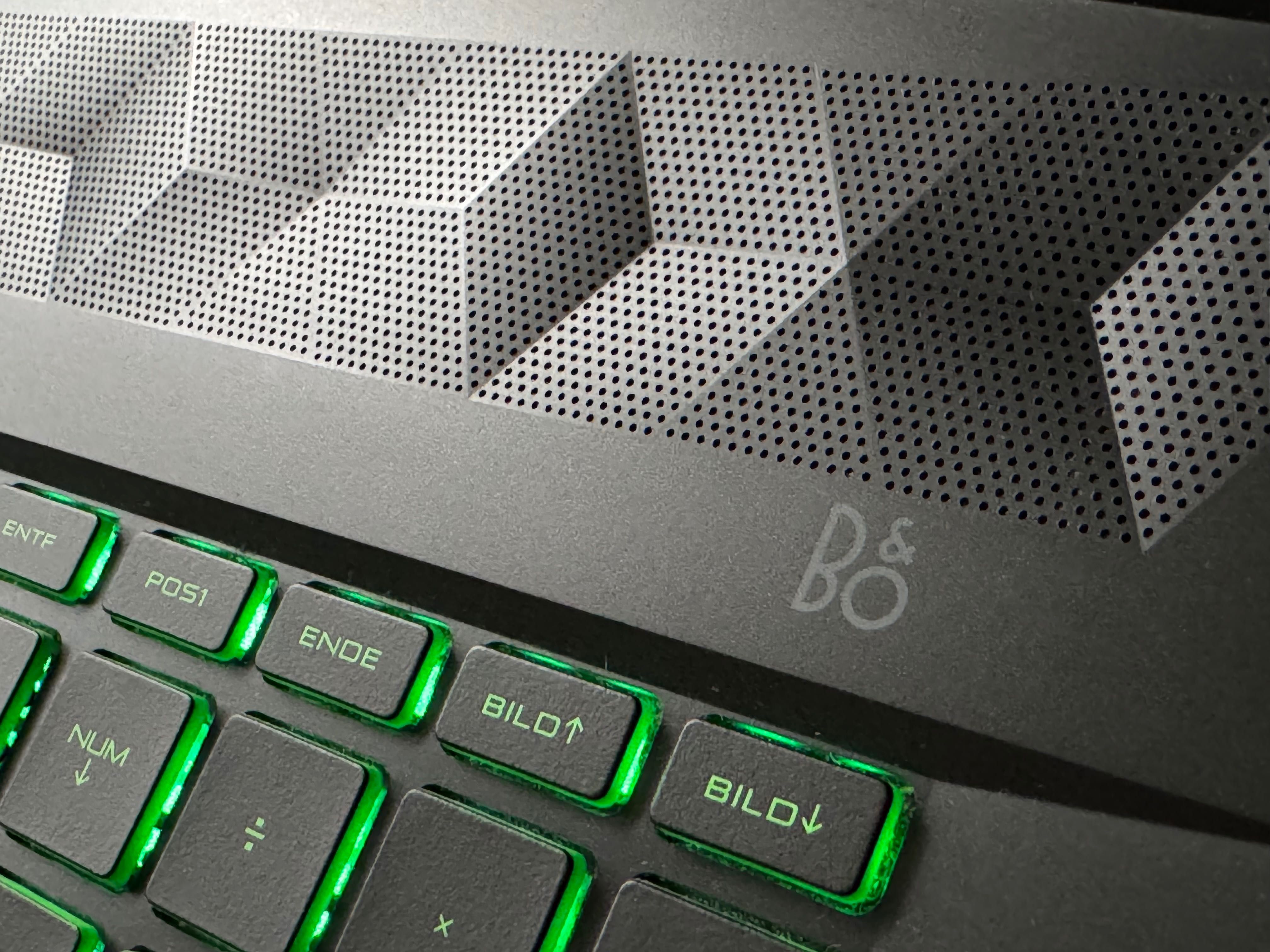 17.3 IPS 144hz / GTX 1650Ti /i5 10300H /512GB SSD/Bang&Olufsen /Gaming