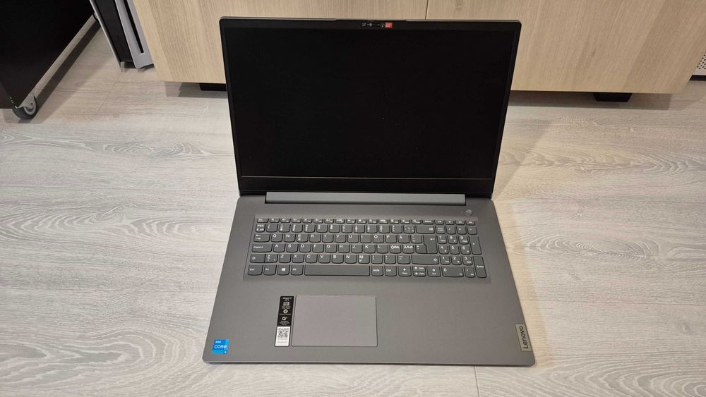 Lenovo IdeaPad 3 17ITL6 i3-1115G4 8GB DDR4 256GB SSD Windows 11