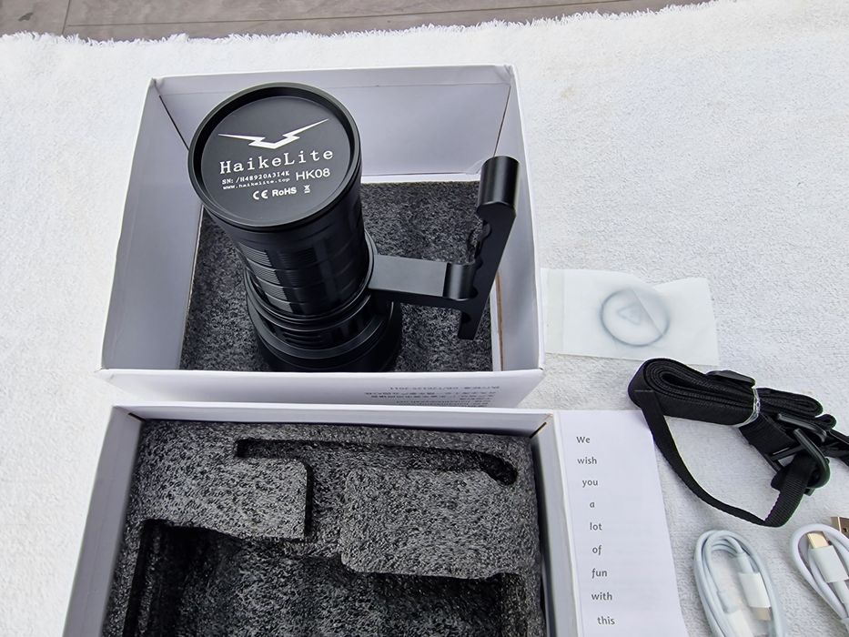 Lanterna HIKELITE HK08 60.000 LUMENI