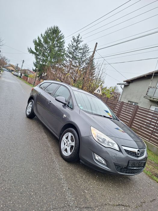 Opel astra j 2.0 165 cp