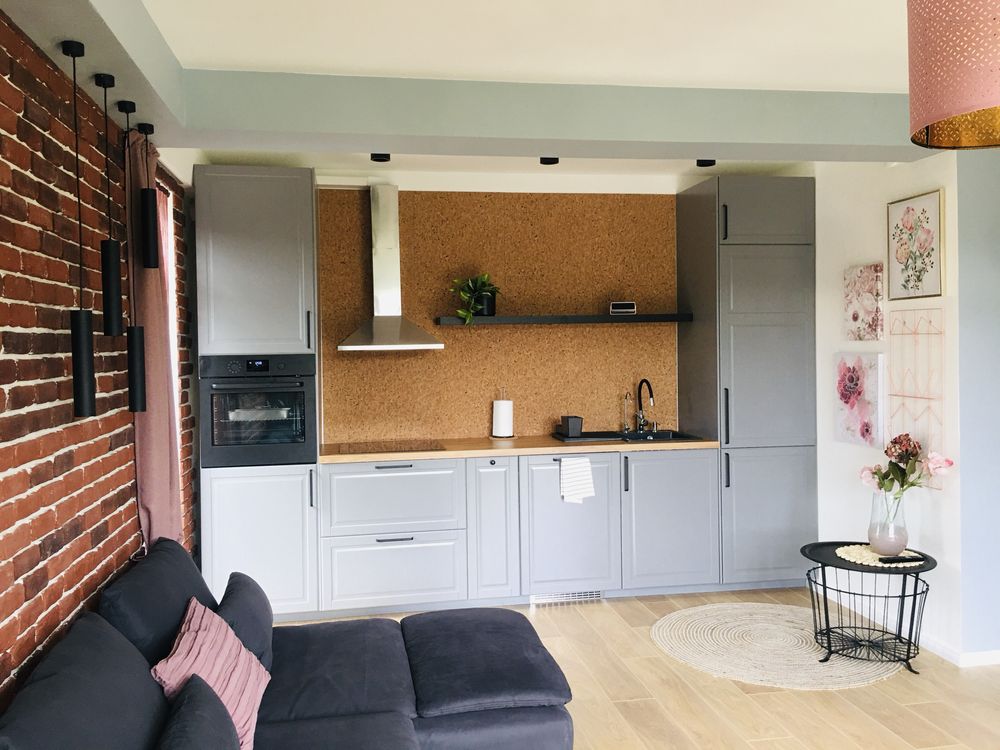De Vânzare – Apartament Penthouse cu Priveliște Superbă spre Munte!
