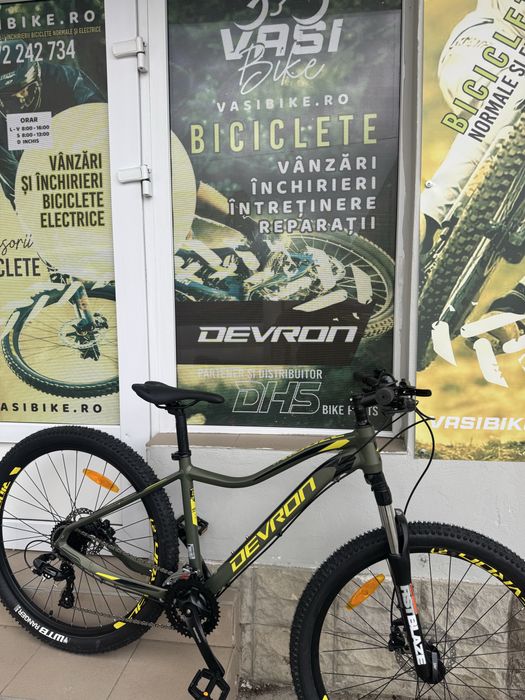 Vand biciclete diferite modele,service biciclete si piese