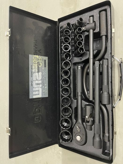 Trusă tubulare impact în 6laturi si trusa tubulate în 12 laturi ,