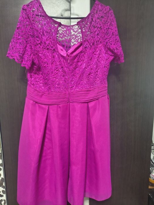 Rochie roz de nuntă