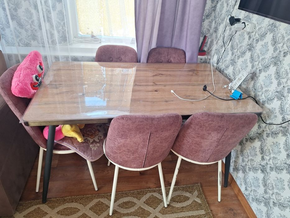 Продам стол со стульями
