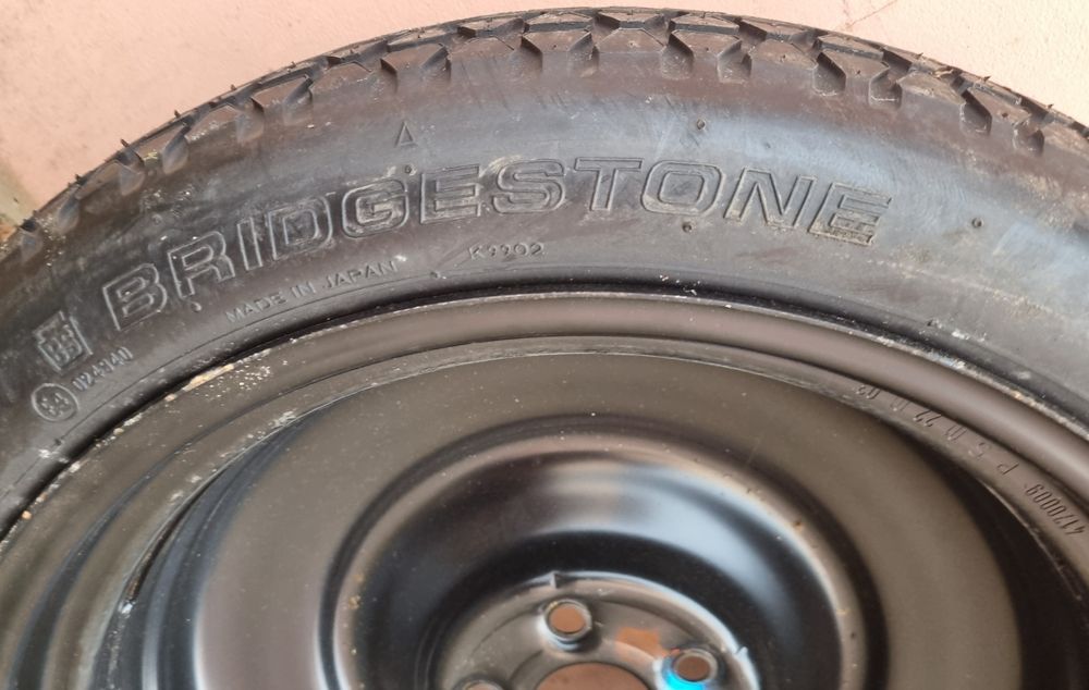 Патерица за Тойота