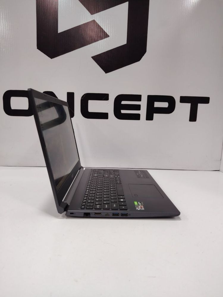Kuchli Igrovoy Noutbuk Acer Aspire 7