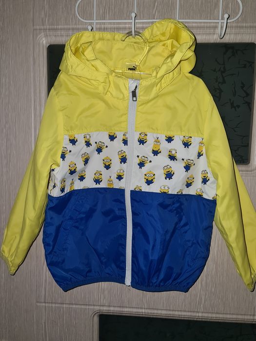 Детска  ветровка