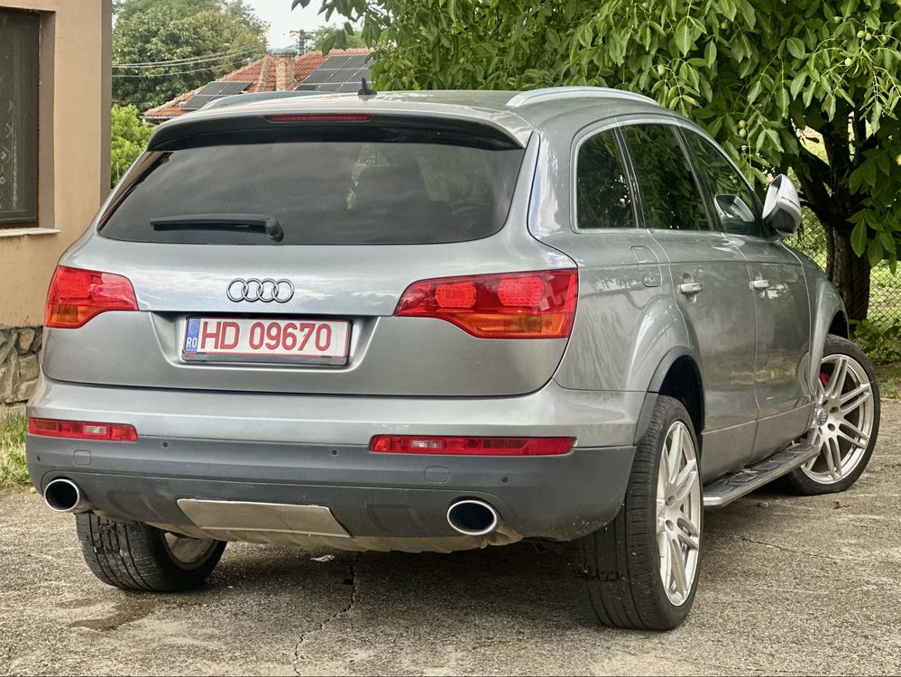 AUDI Q7 V6 3.0D