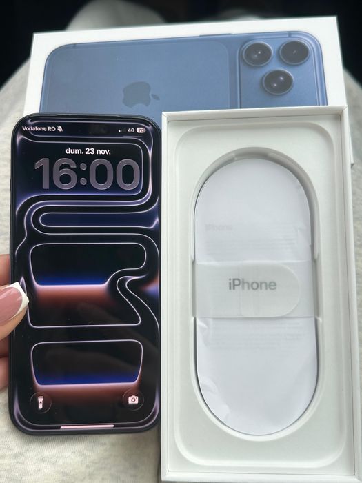 iPhone 17 PRO Deep Blue