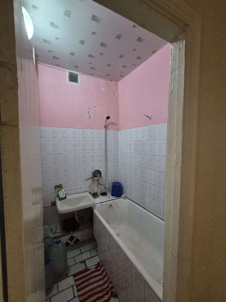 квартира 3 хонали 2 этаж