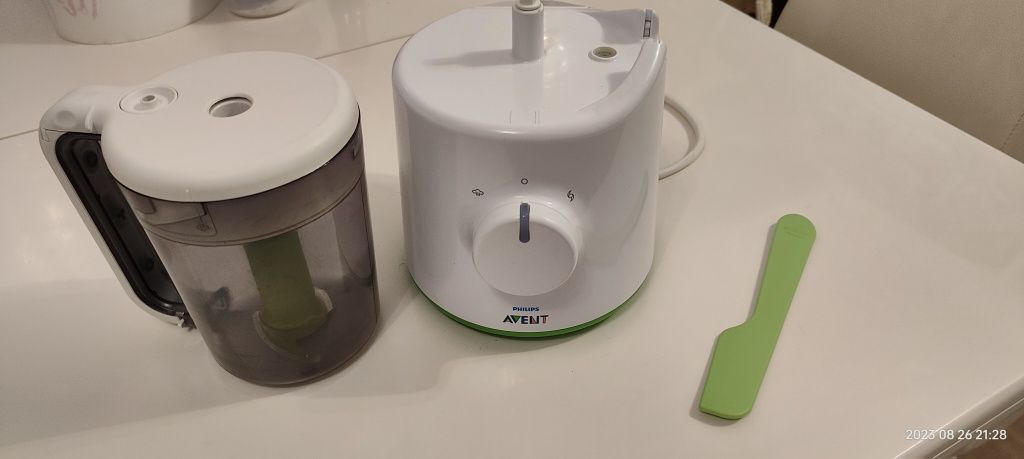 Vând aparat de gătit la abur Philips avent