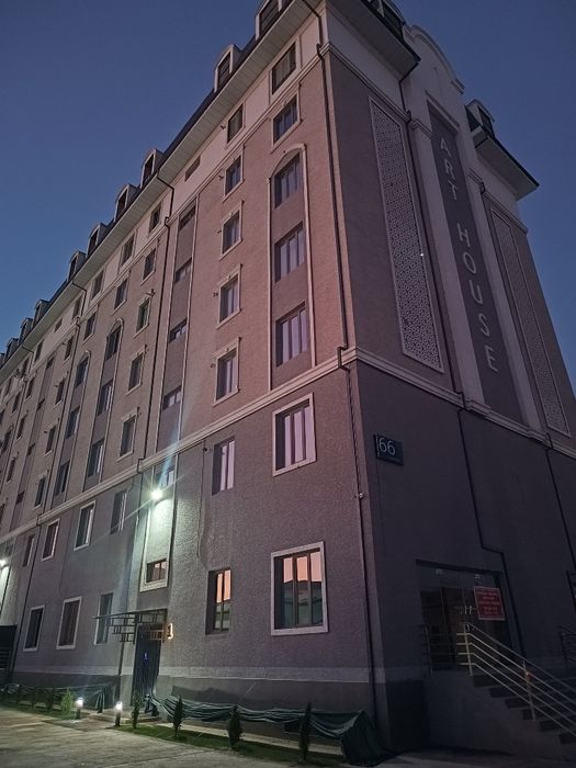 Ассалому алейкум квартира сотилади  урганч шахарда хужжатлари тулик