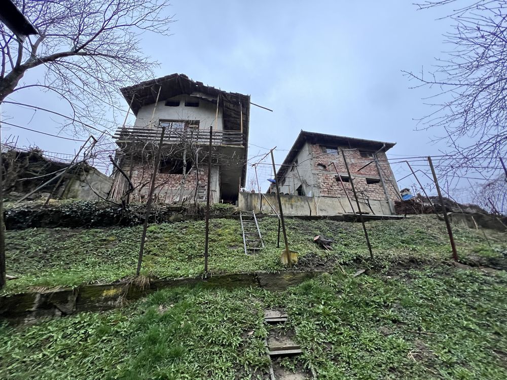 Къща в Троянския Балкан.