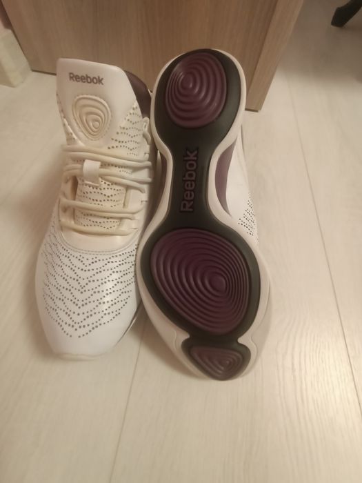 Pantofi sport Reebok noi