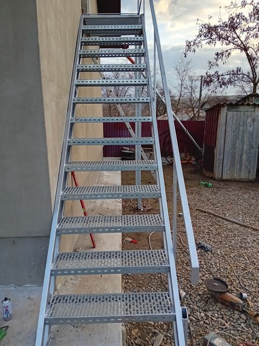 Scara metalica zincata 6m l