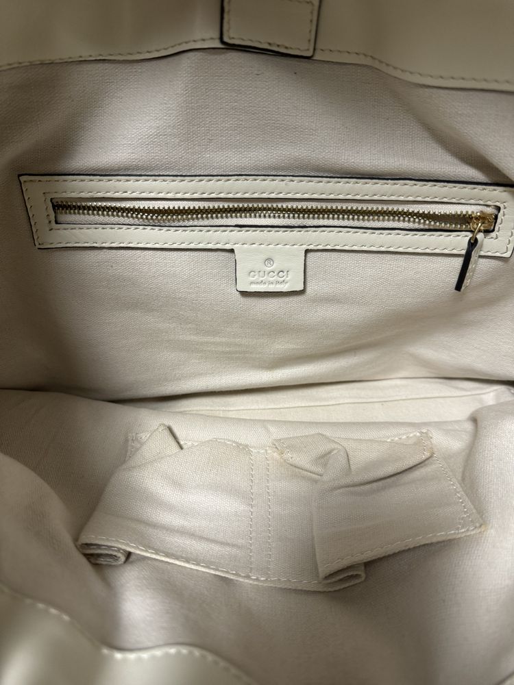 Gucci , CHANEL чанти, елегантни лимитирани модели