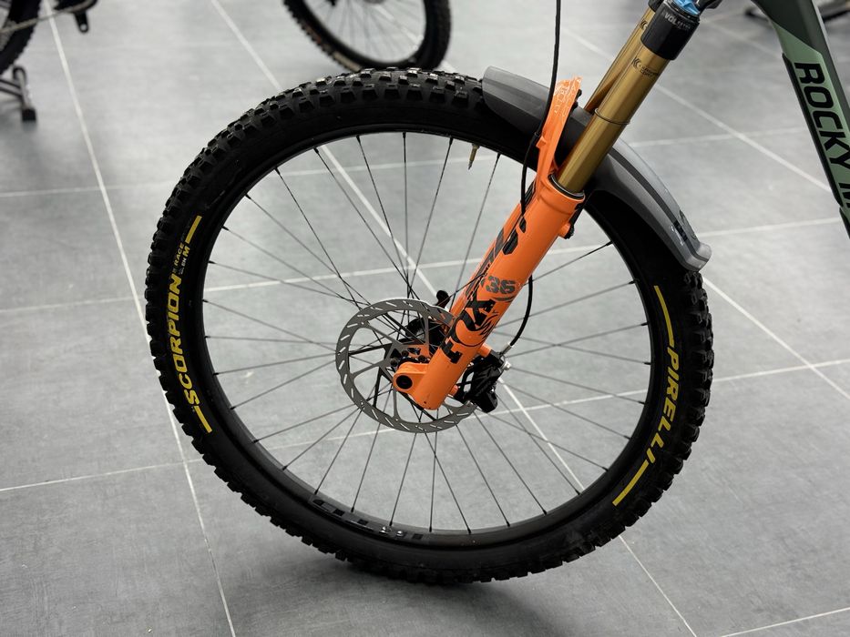 Rocky Mountain Altitude Carbon C70 2022 размер М 29 цола 1х12 Shimano