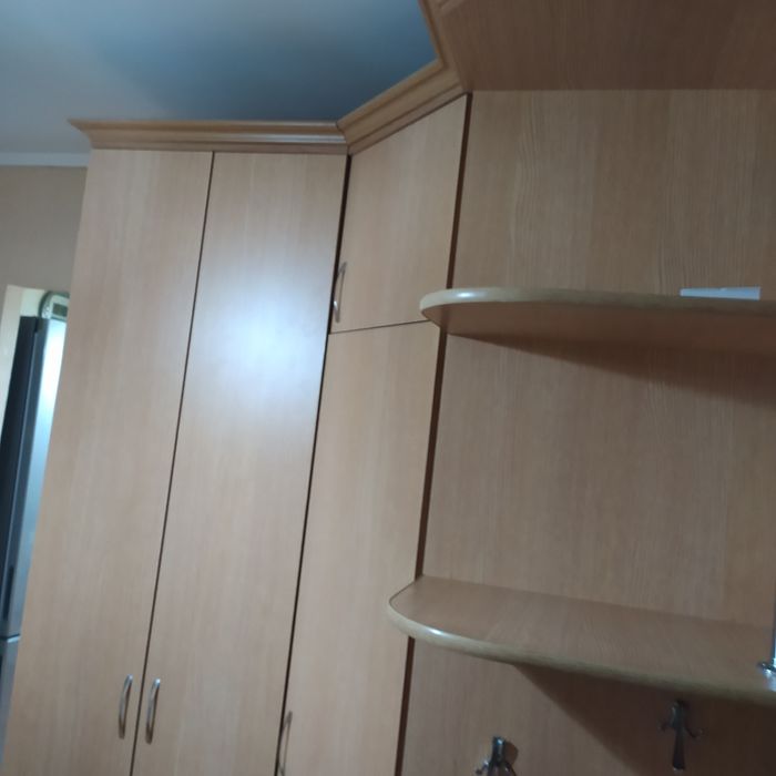 Шкаф угловой в прихожую б/ у