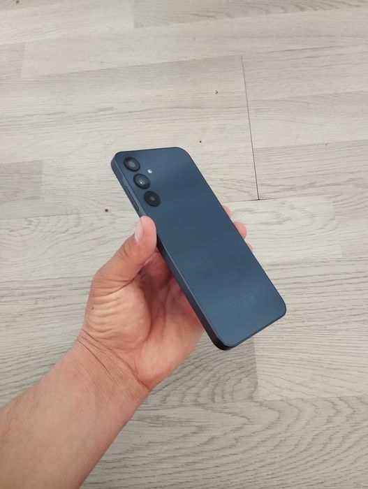 A25 5G 6/128GB ideal xolatda!