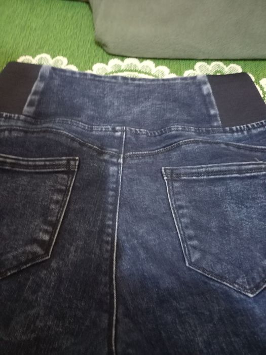 Дънки М размер,малко носени