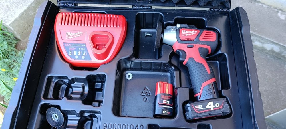 Milwaukee m12bps-421x акумулаторна полирмашина