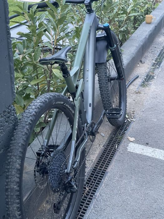 Bicicleta full suspension cube 122