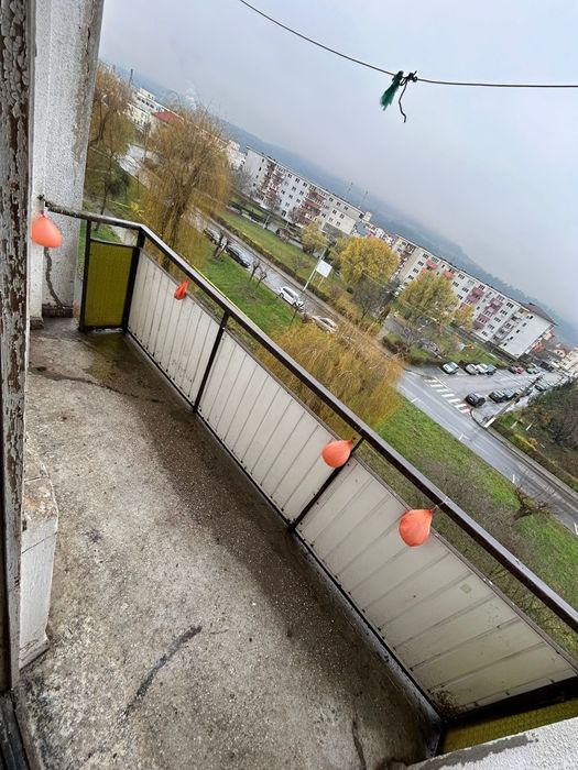 Vand apartament 3 camere