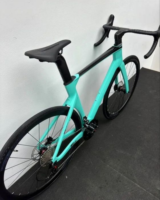 Карбоновый шоссейник Twitter R5pro