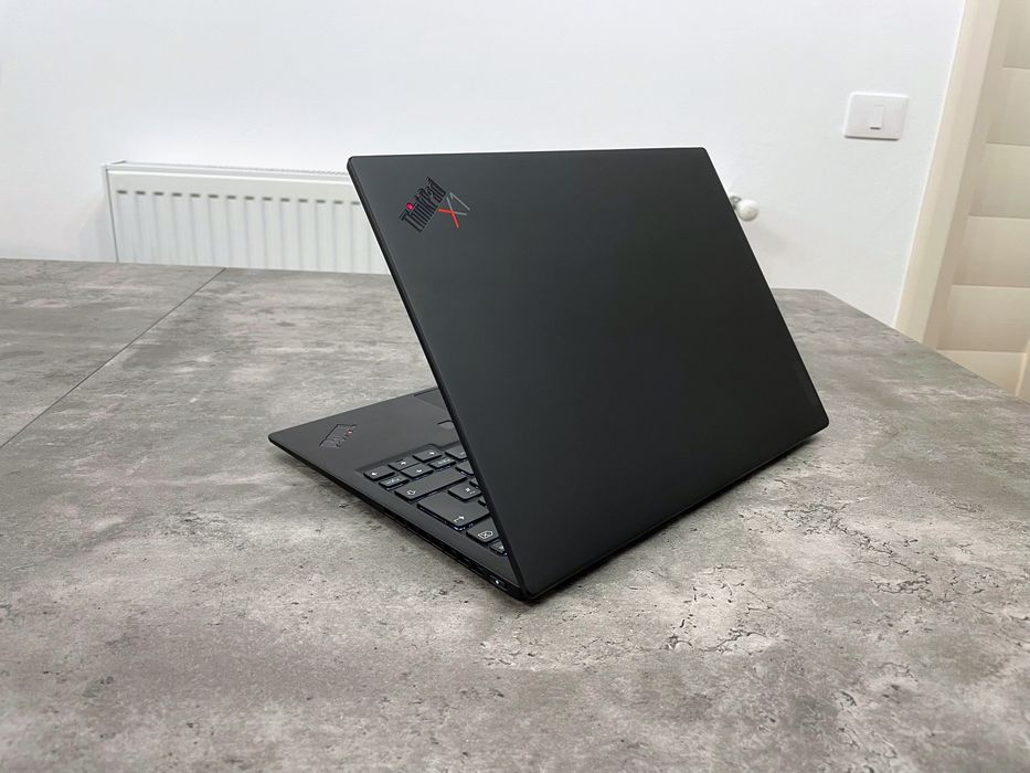 Lenovo ThinkPad X1 Nano G1 - i5, 16GB, 512GB SSD, 907g, 2K,