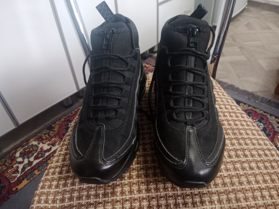 Зимние кроссовки